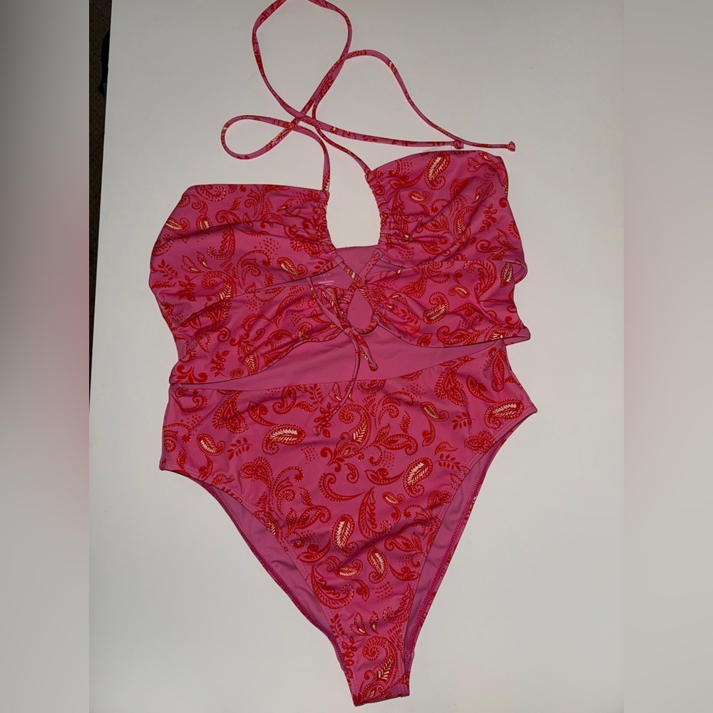 La Hearts Vibrant Pink Paisley Bodysuit